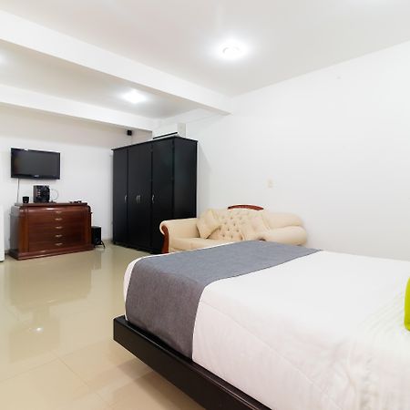 Ayenda 1132 Copiclub Hotel Ibague Ngoại thất bức ảnh